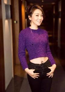 娱乐吃瓜妹闫妮是谁,娱乐吃瓜界的“瓜王”，揭秘娱乐圈幕后故事